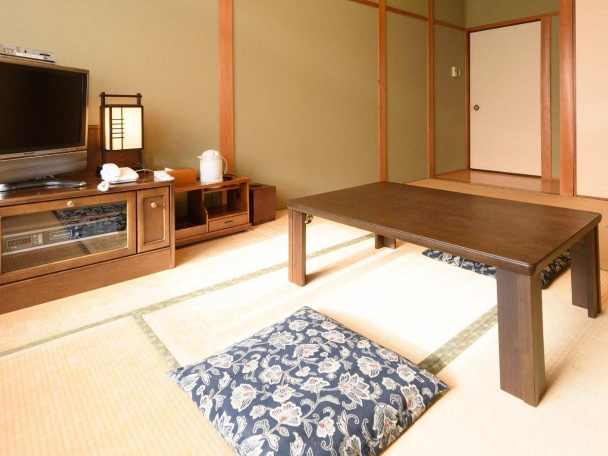 Business Hotel Kawakami Kumano Esterno foto