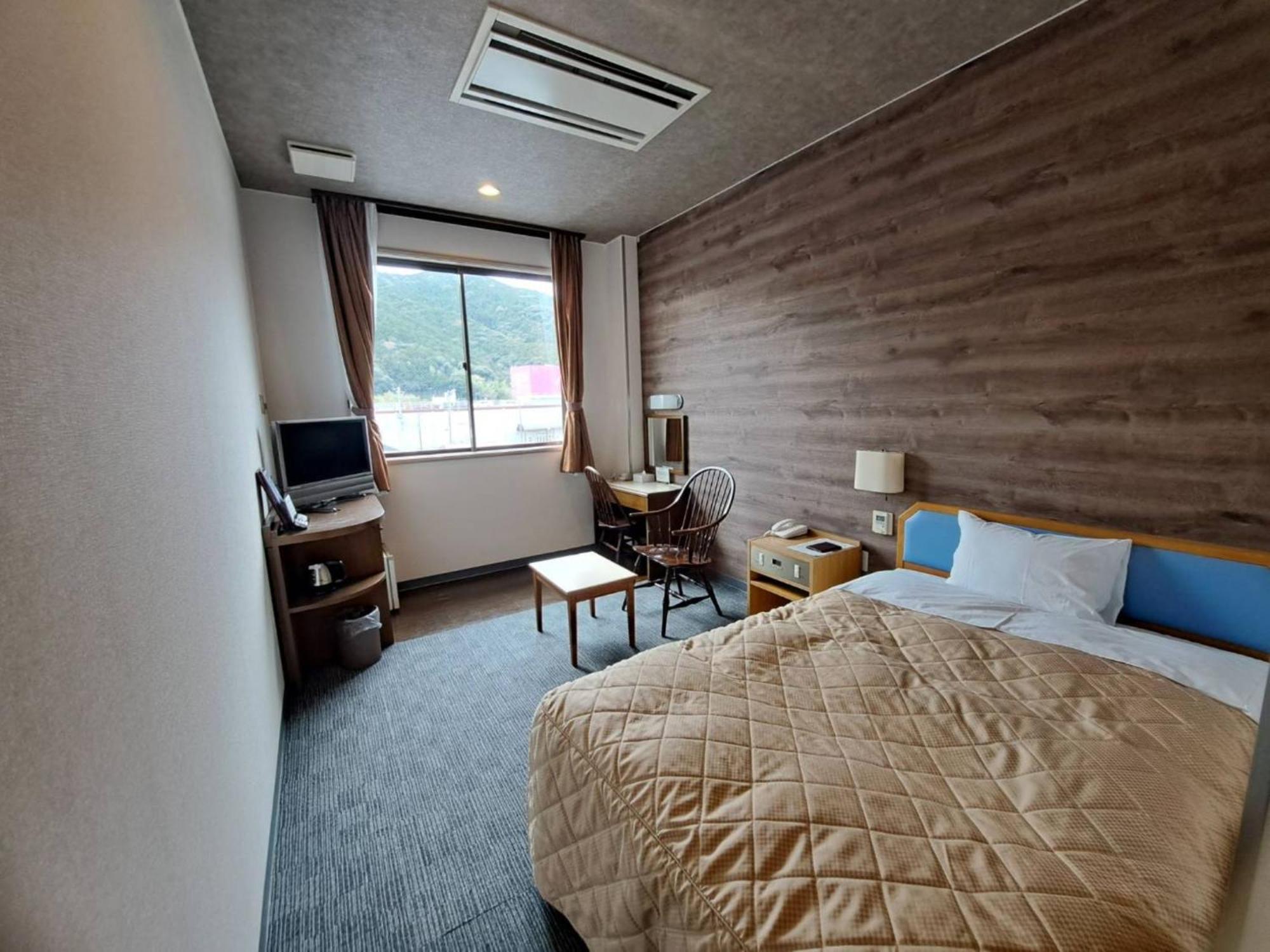 Business Hotel Kawakami Kumano Esterno foto