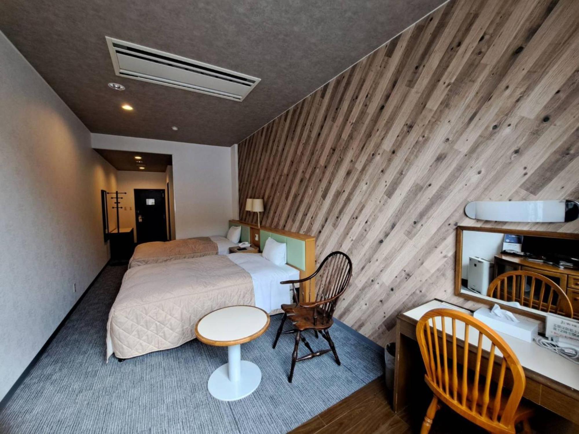 Business Hotel Kawakami Kumano Esterno foto