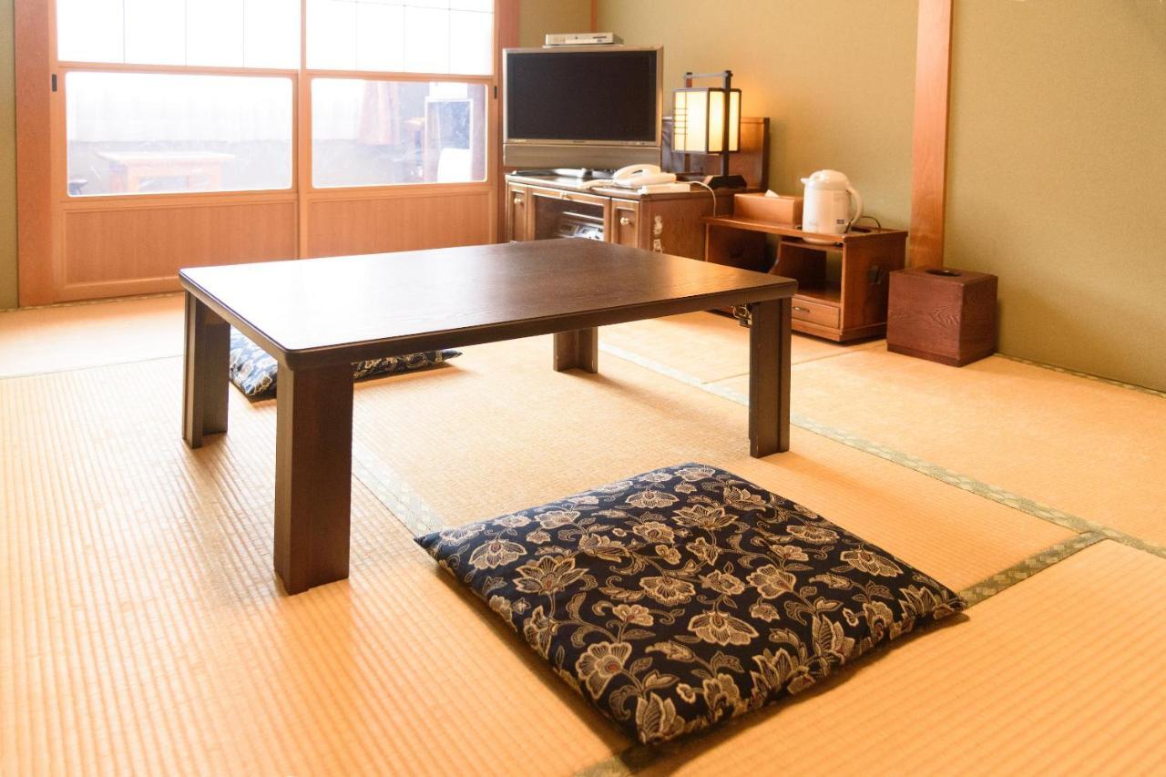Business Hotel Kawakami Kumano Esterno foto